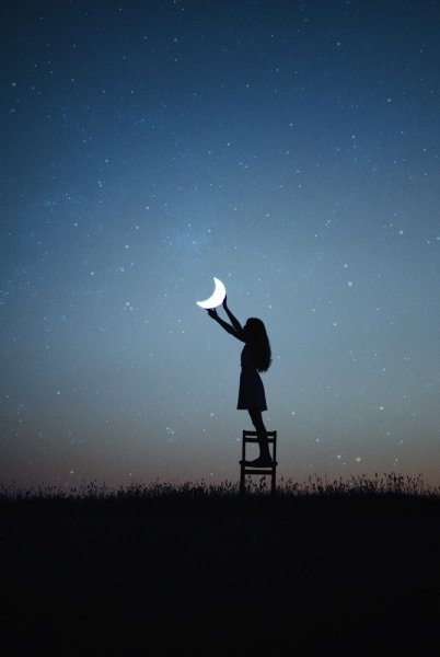 Девочка и звездное небо