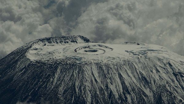 Вулкан КИБО Килиманджаро