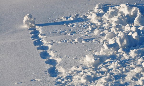 Кусок снега