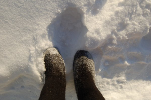 Ноги в снегу