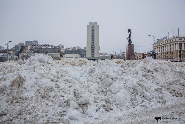 Владивосток снегопад сугробы
