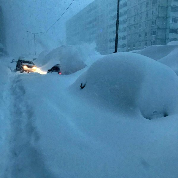 Норильск завалило снегом 2020