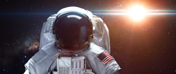 Космонавт с пивом