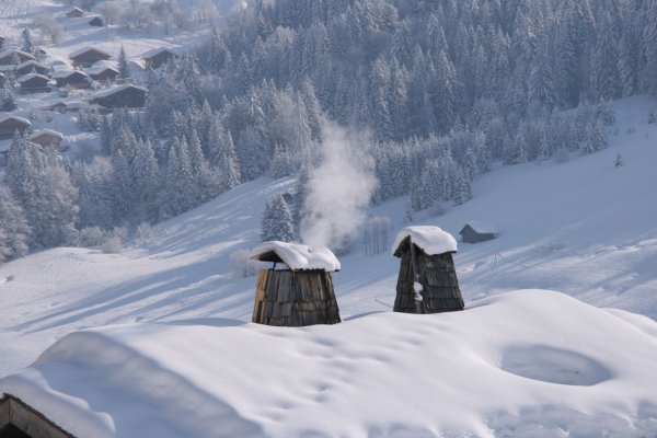Снег по крышу