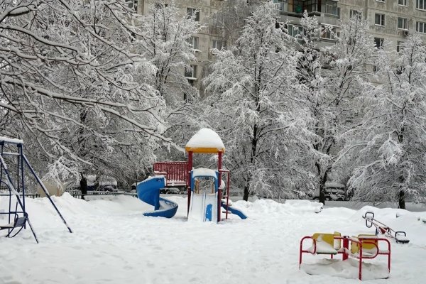 Зима во дворе