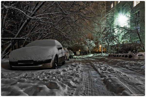 Машина зимой в городе