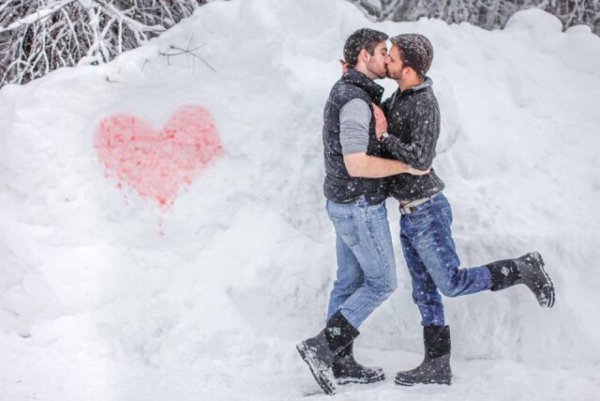 Поцелуй снег