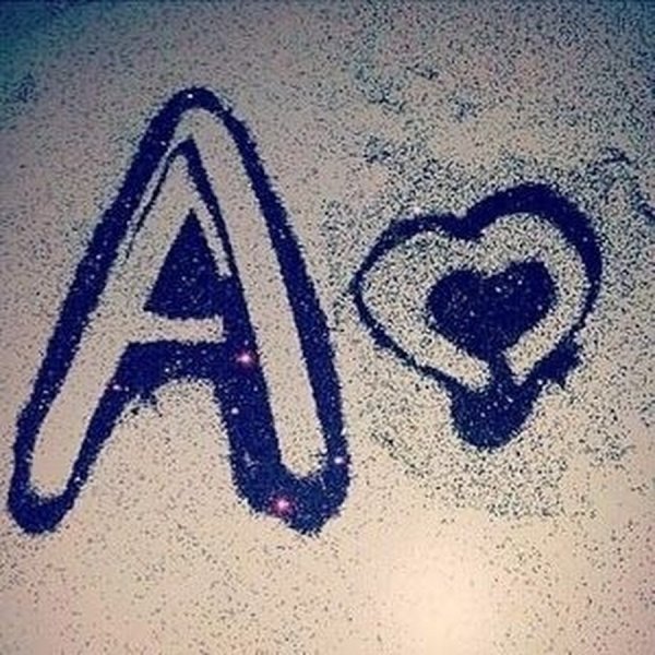 Буквы в сердечках