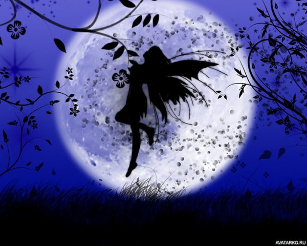 Силуэт на фоне Луны