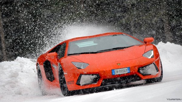 Ламборджини авентадор зимой