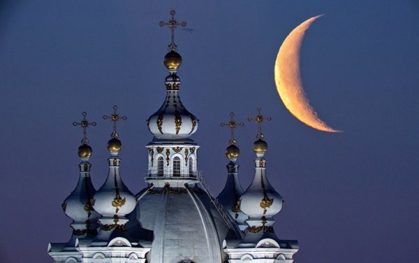 Храм ночью