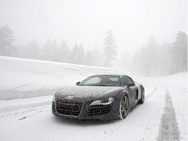 Ауди r8 зимой