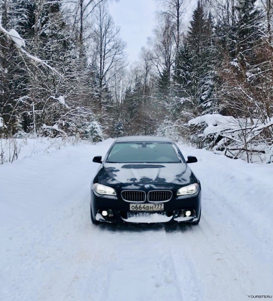 БМВ м5 черная зима