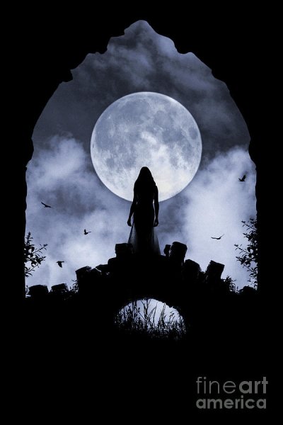 Готика Луна