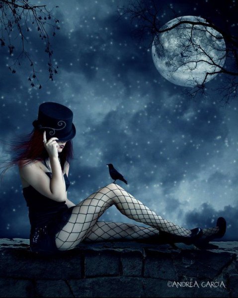 Загадочная девушка арт