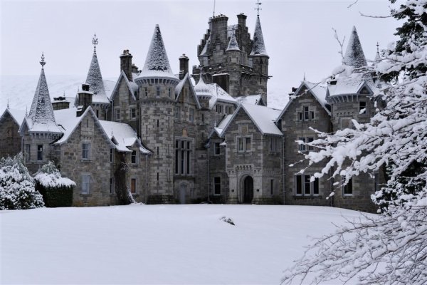 Зимняя Шотландия замок