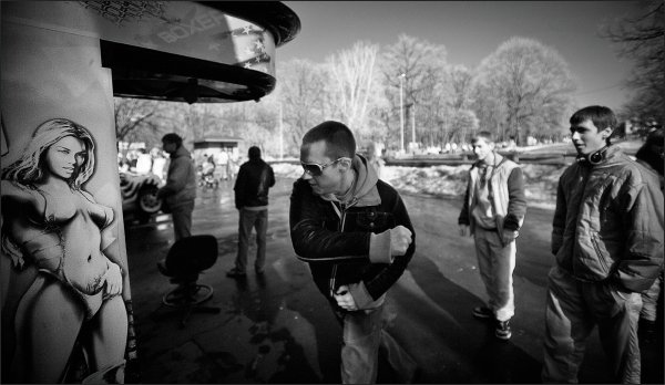 Девушка гопник