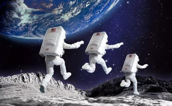 Гравитация на Луне