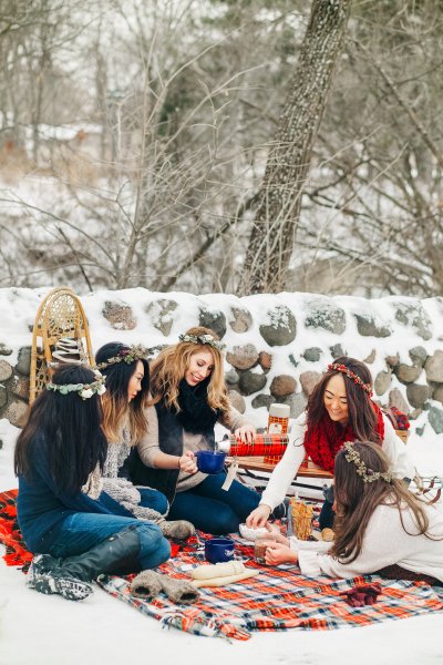 Пикник зимой на природе