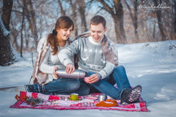 Семейная фотосессия на природе зимой