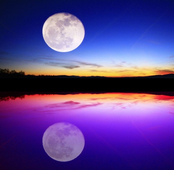 Красивая Луна