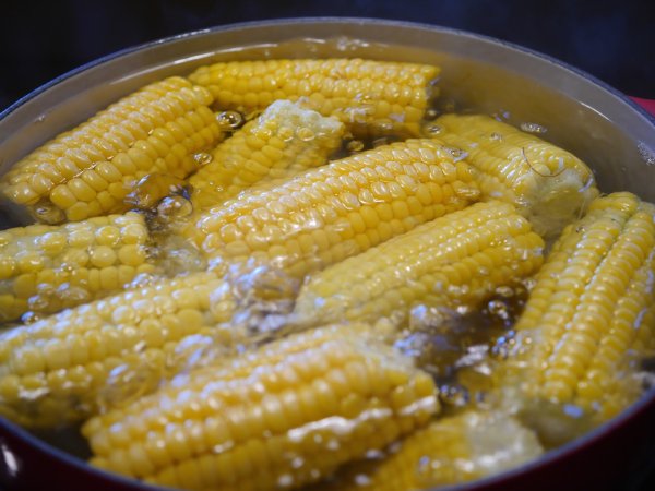 Кукуруза не вареная
