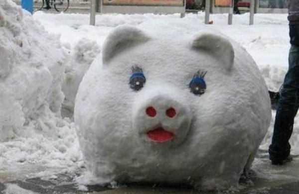 Снежные фигурки из снега на 2019