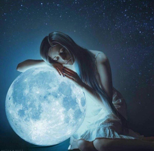 Ночь Луна девушка