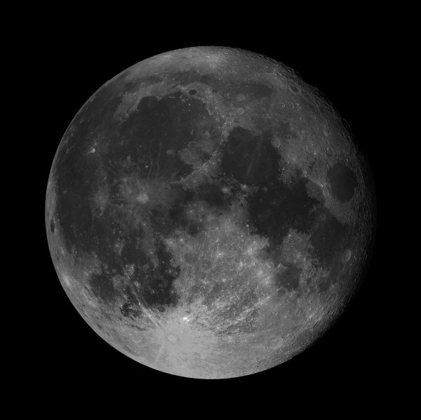 Луна максимально близко