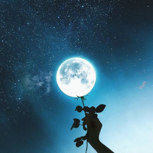 Необычная Луна