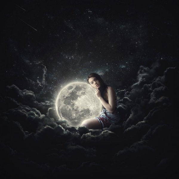 Лунная девушка