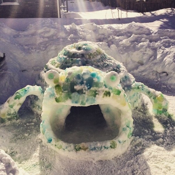 Фигуры из снега черепаха