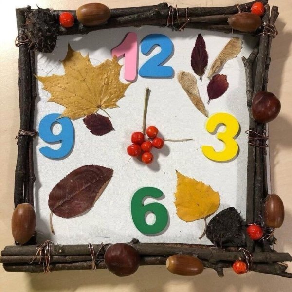 Поделка в сад осенние часы
