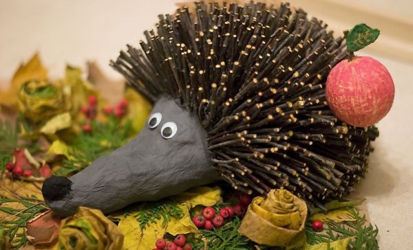 Поделка изротродного материала