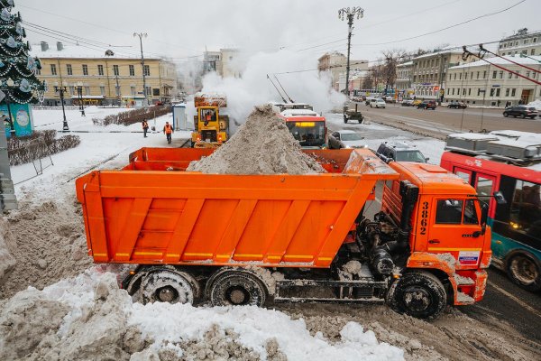 КАМАЗ-4310 уборка снега