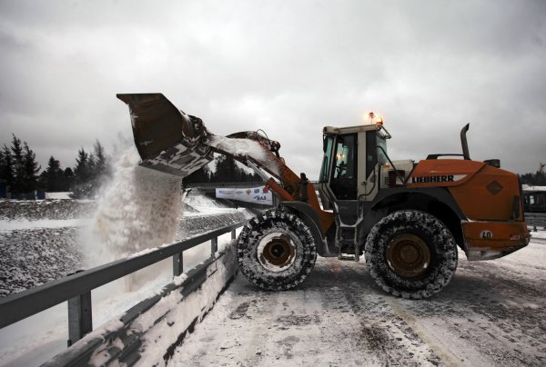 Грейдер снегоуборочный