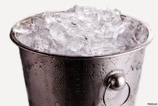 Ведро холодной воды