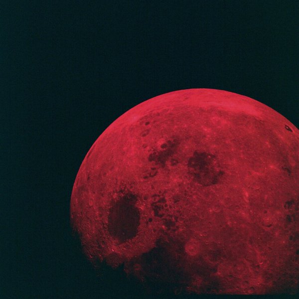 Красная Луна Эстетика