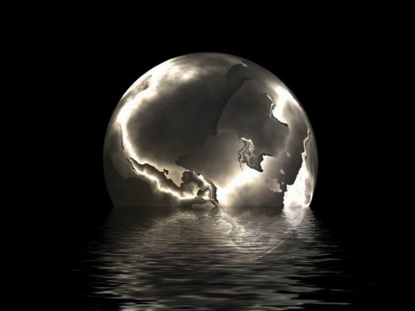 Серебристая Луна