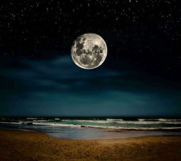 Серебряная Луна фото