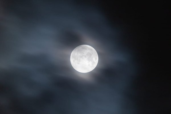 Серебряные лунки