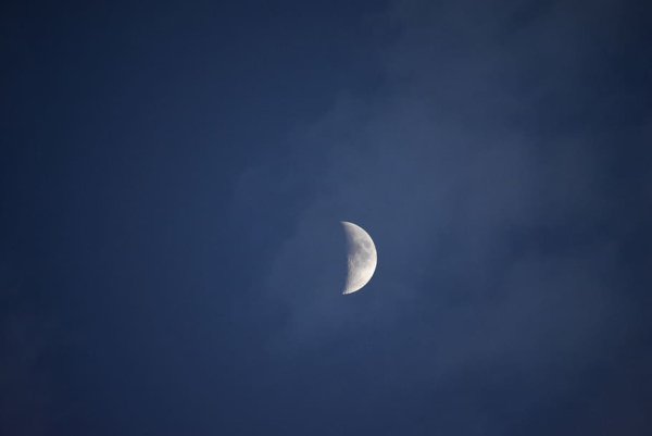 Серебряная Луна фото