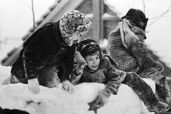 Детство СССР зима
