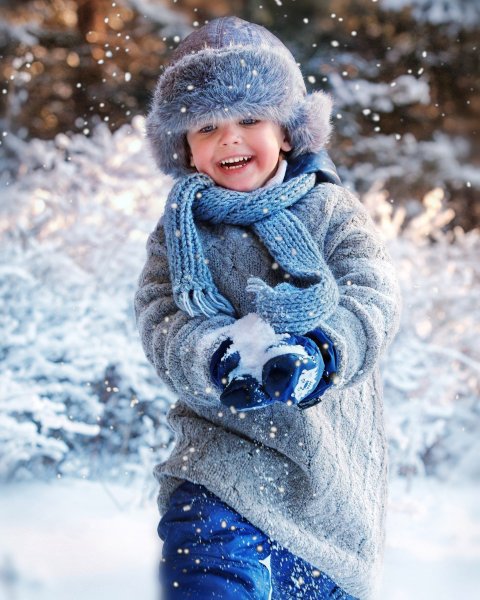 Мальчик зимой