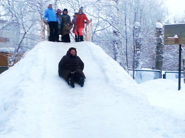 Большие снежные горки