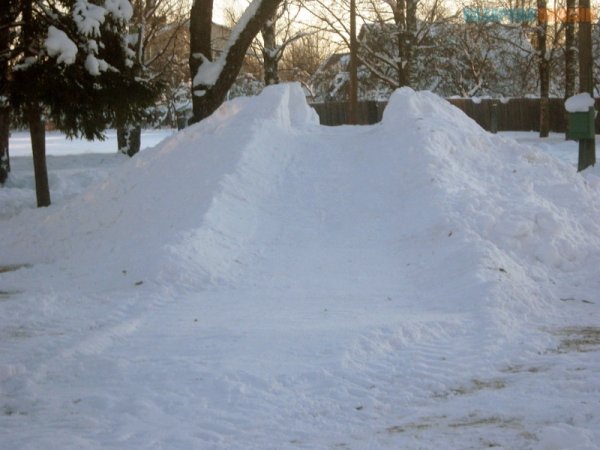 Снежная горка