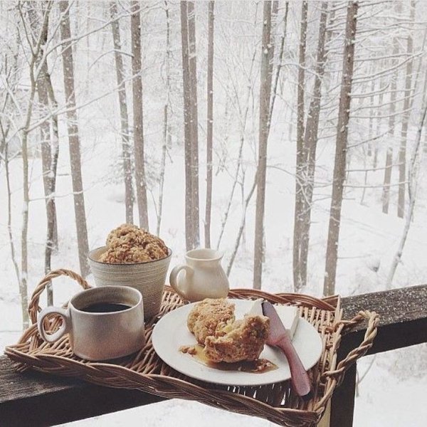 Зааьрак на природе зимой