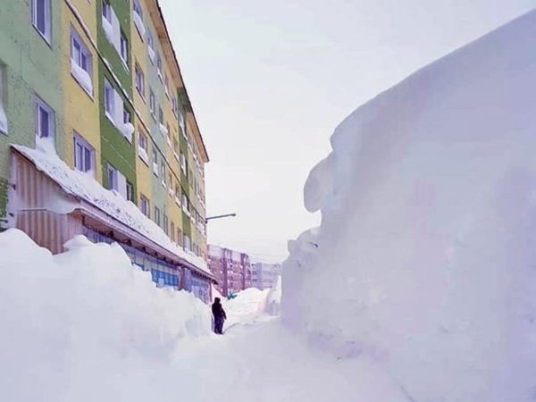 Норильск Пурга сугробы