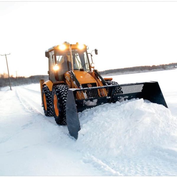 JCB Fastrac уборка снега