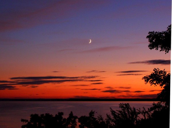 Восходы и закаты солнца на Луне